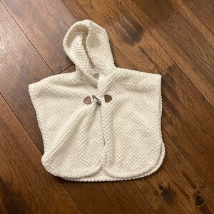 Hooded fleece poncho size 2T